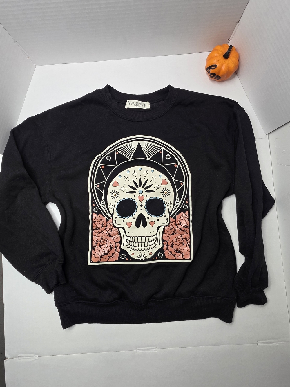 Black Sugar Skull Graphic Sweatshirt